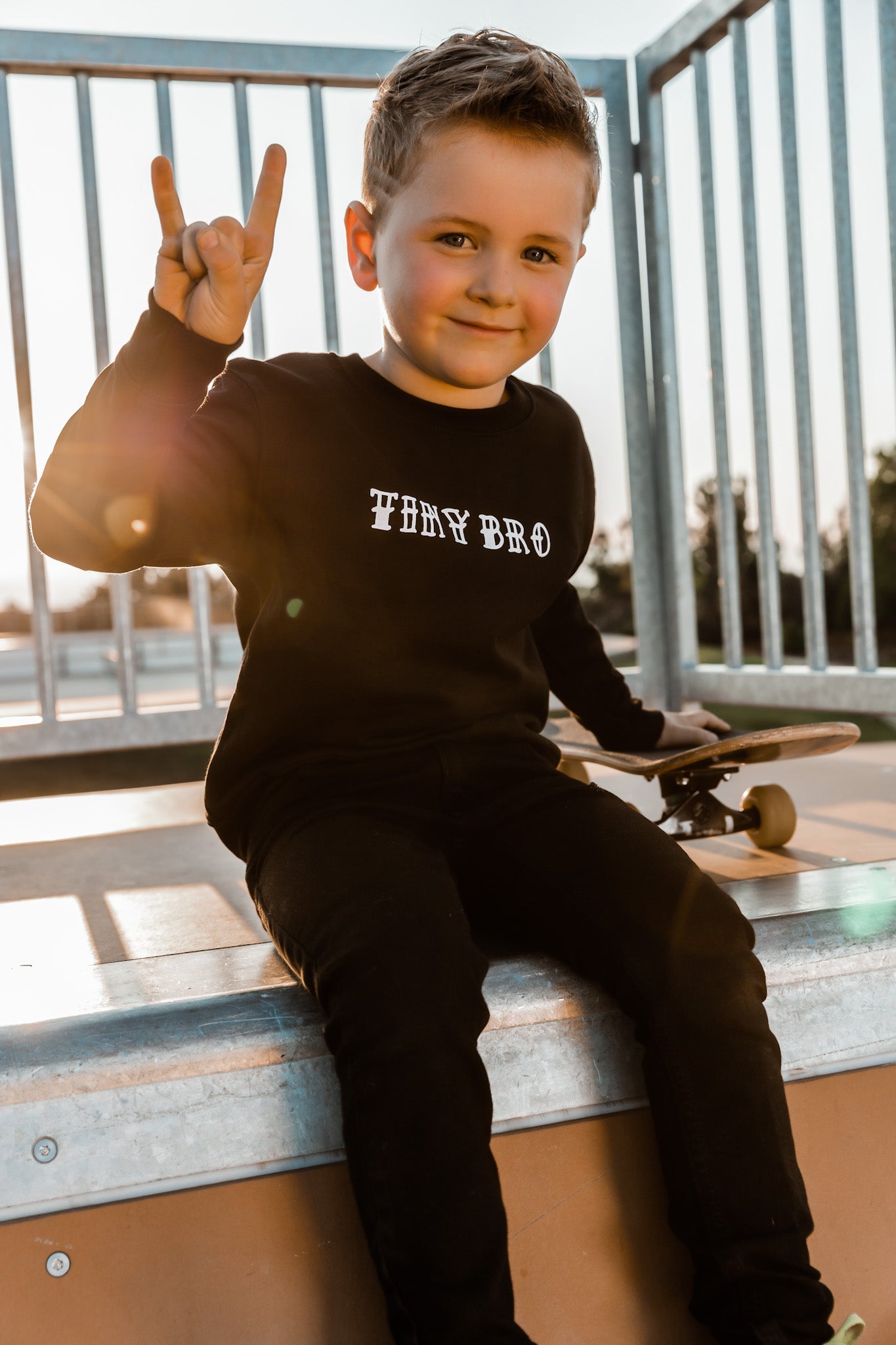 TINY BRO CREW NECK SWEATSHIRT
